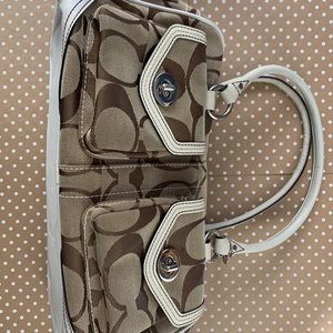 Coach hang bag like new